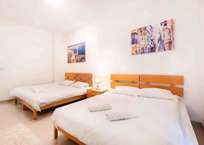 Spectacular Sea View Apt In The Heart Of Sliema
