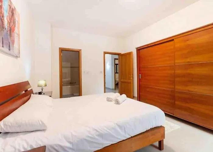 Spectacular Sea View Apt In The Heart Of Sliema